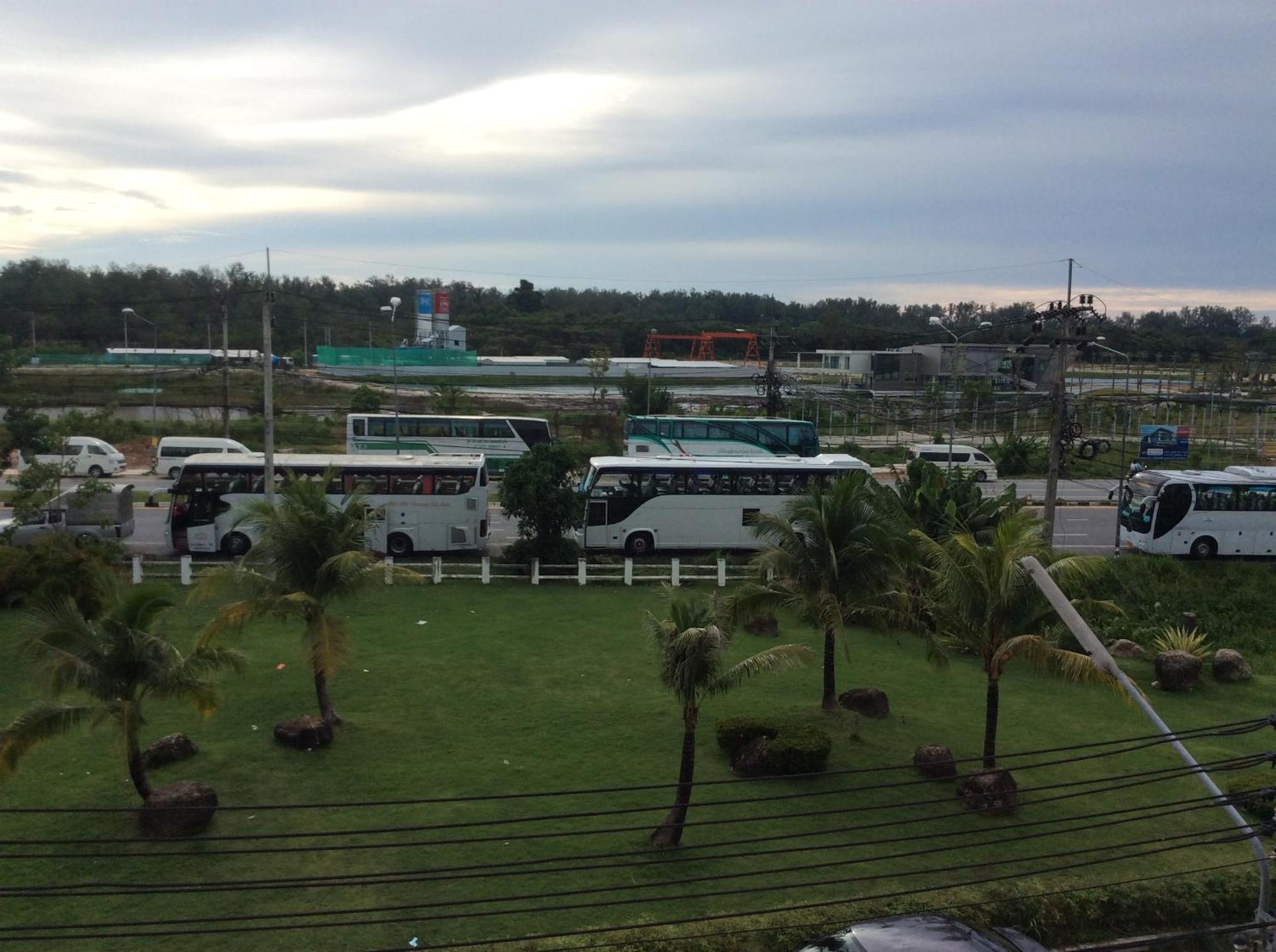 Hubb Hostel Phuket Airport Nai Yang Екстер'єр фото