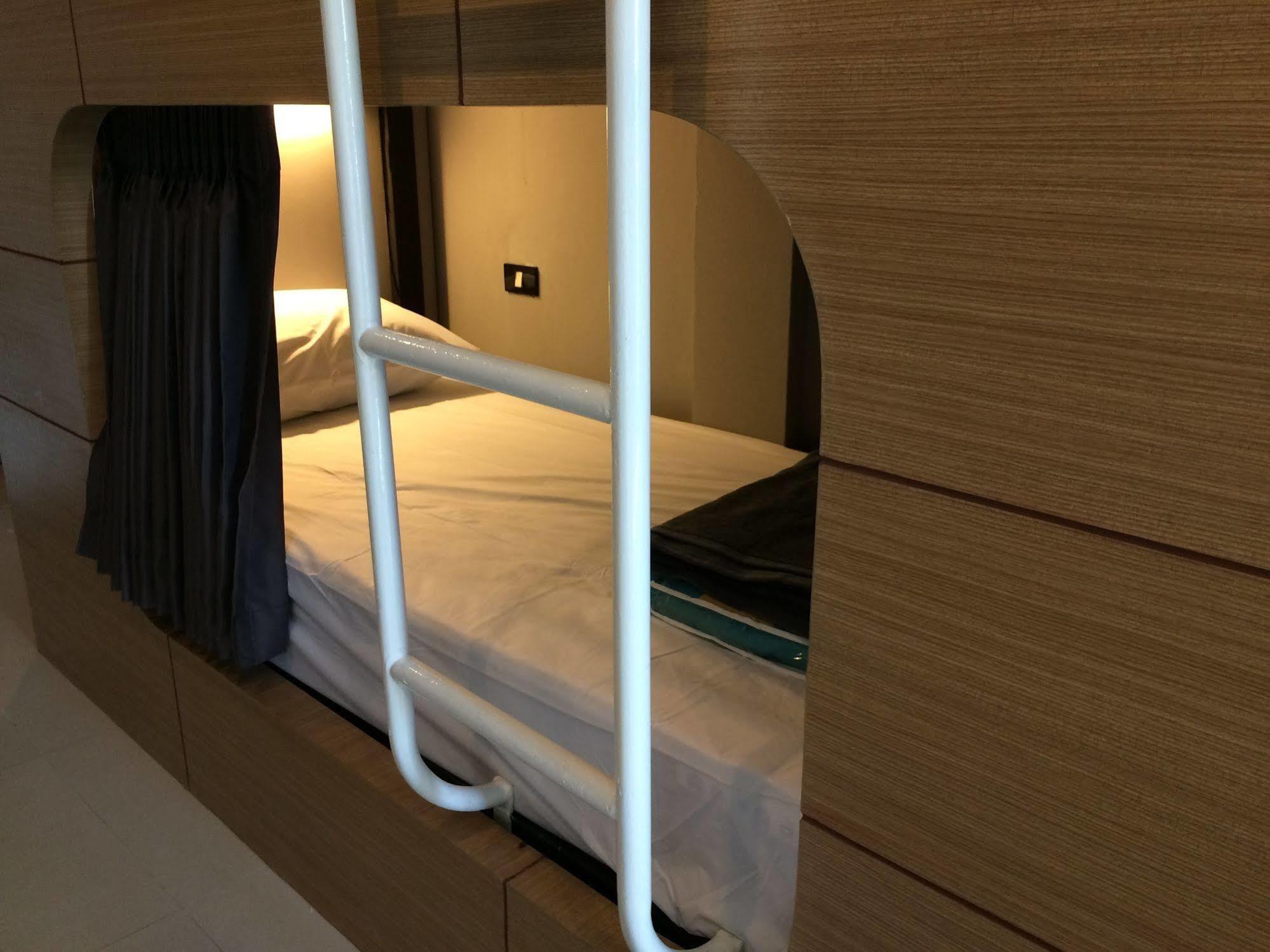 Hubb Hostel Phuket Airport Nai Yang Екстер'єр фото