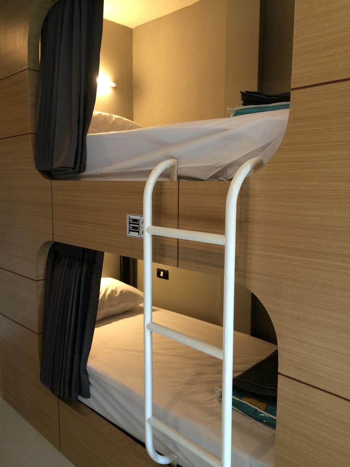 Hubb Hostel Phuket Airport Nai Yang Екстер'єр фото
